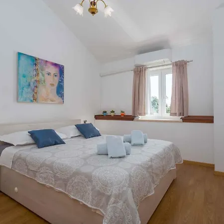 In - Istrien 43261 * Πόρετς